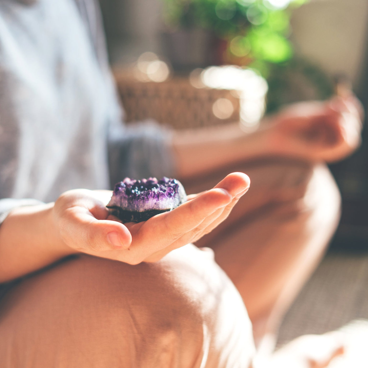 Soothing Spiritual Discomfort: Meditation with Crystals for Inner Balance - Moon Charged Crystals